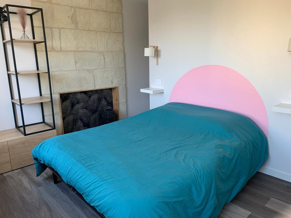 Bed, Bedroom
