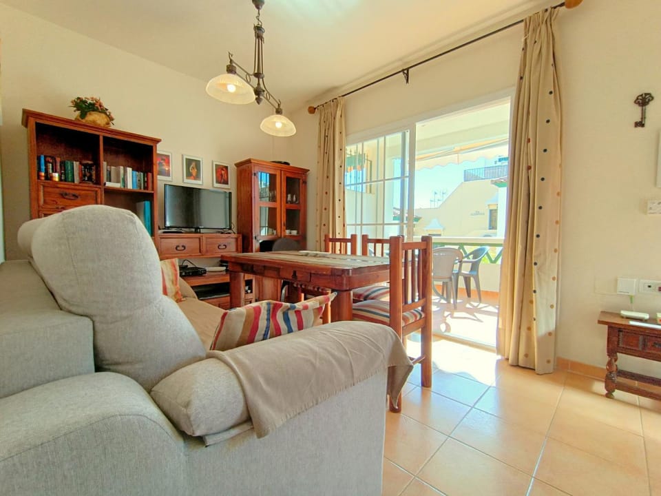 Balcony/Terrace, Living room