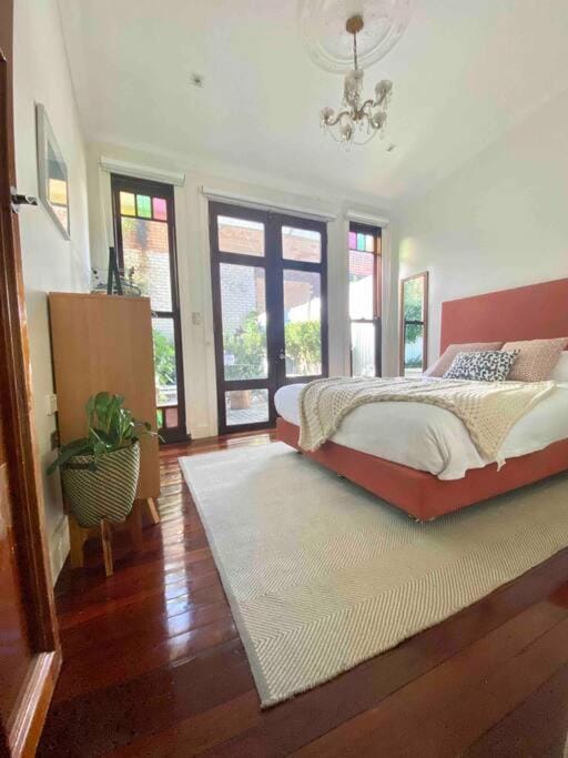 Immaculate 3 Bed City Home - Close to Everything! House in Surry Hills