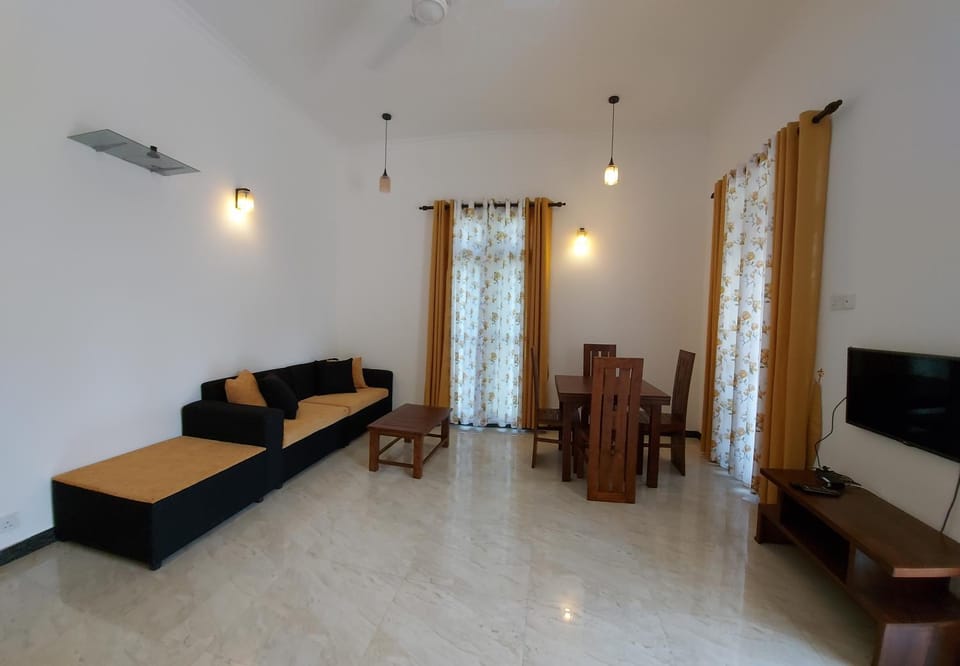 Cinnamon Avenue Villas- Negombo - Sri Lanka Villa in Negombo