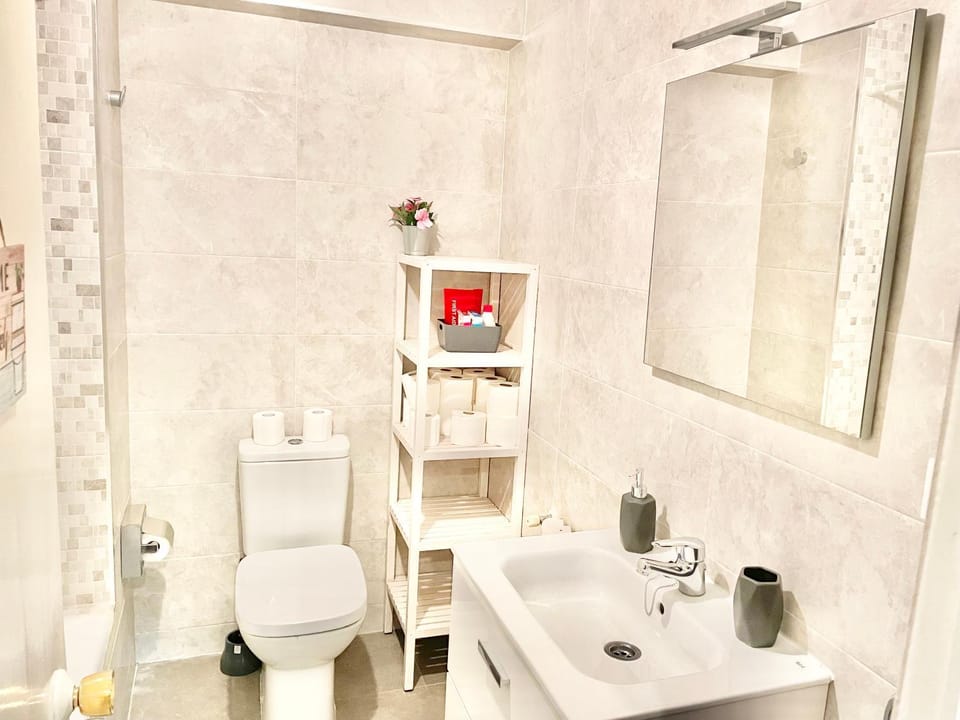 Casa Cándida Parking y WIFI Incluido Apartment in Oviedo