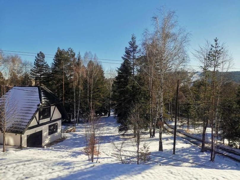Apartman Nevena Divčibare 2 Apartment in Zlatibor District, Serbia