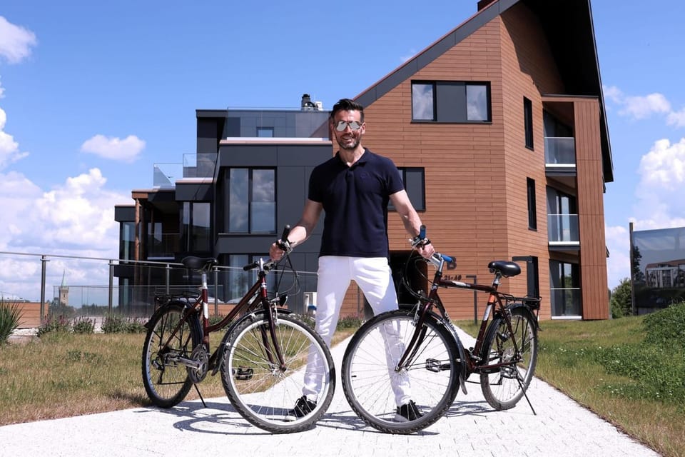 Property building, Facade/entrance, Day, People, Cycling, On site, group of guests