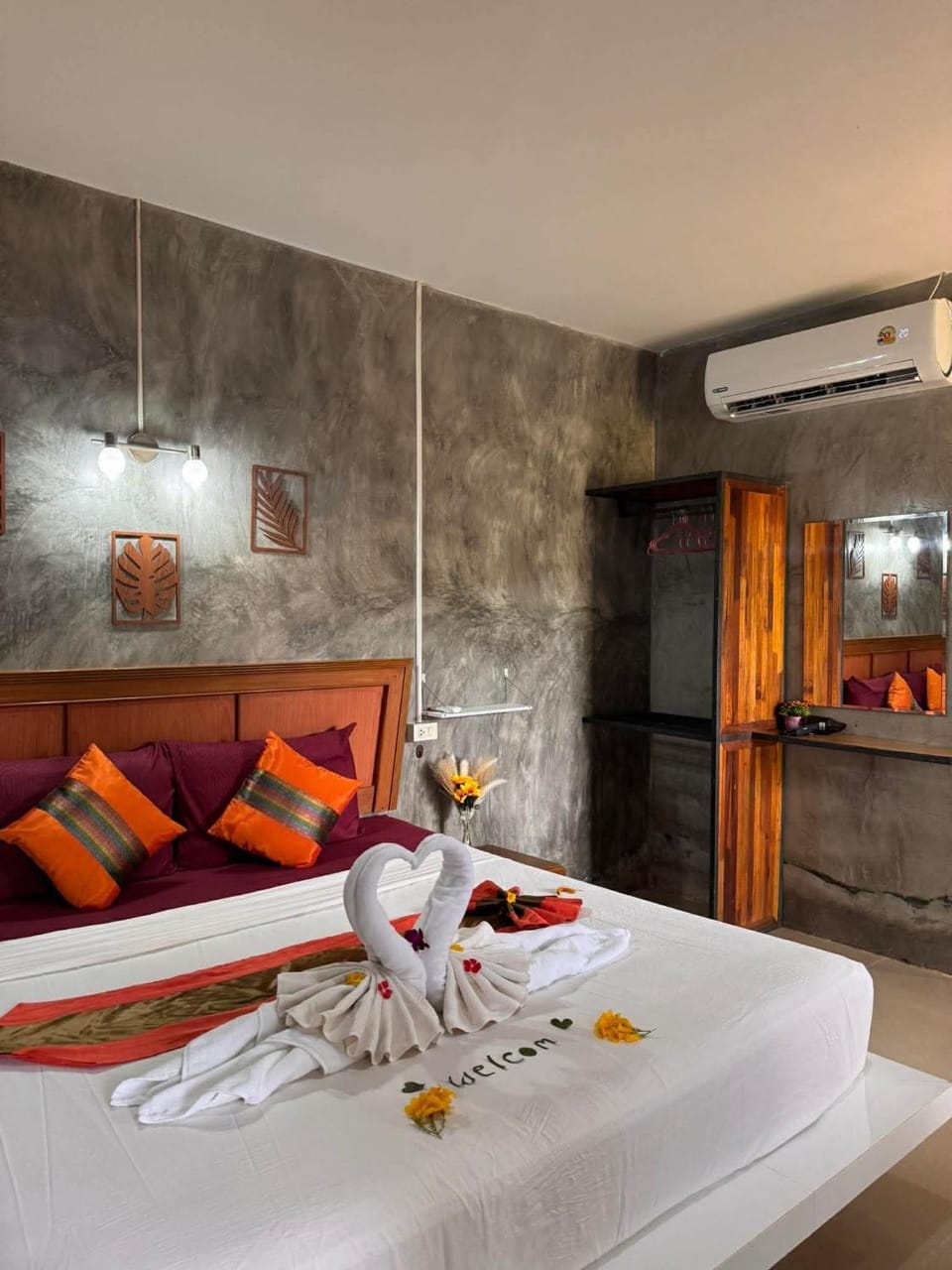 Lanta natural hut garden Campground/ 
RV Resort in Sala Dan