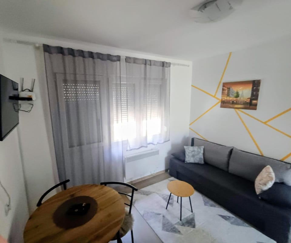 Kućica LaMa-Кућица ЛаМа Apartment in Belgrade