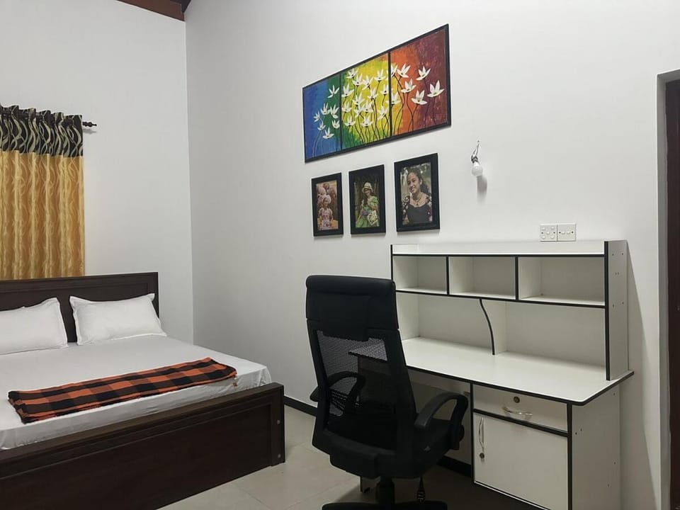 Bed, Bedroom, air conditioner