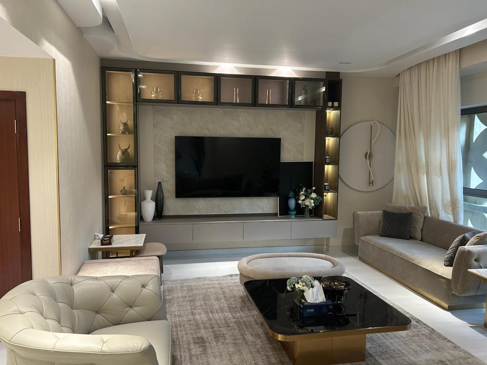 USMANS 4BDRM APARTMENT SEA VIEW Direct BEACH Access Fully Serviced JBR Apartment in Dubai