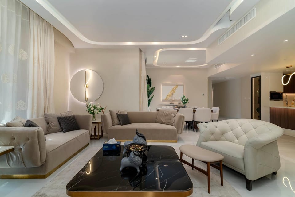 USMANS 4BDRM APARTMENT SEA VIEW Direct BEACH Access Fully Serviced JBR Apartment in Dubai