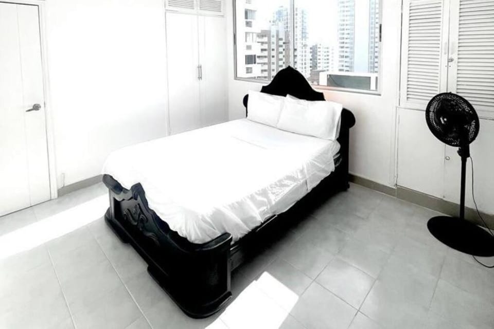Bed, Photo of the whole room, Bedroom, fireplace, air conditioner