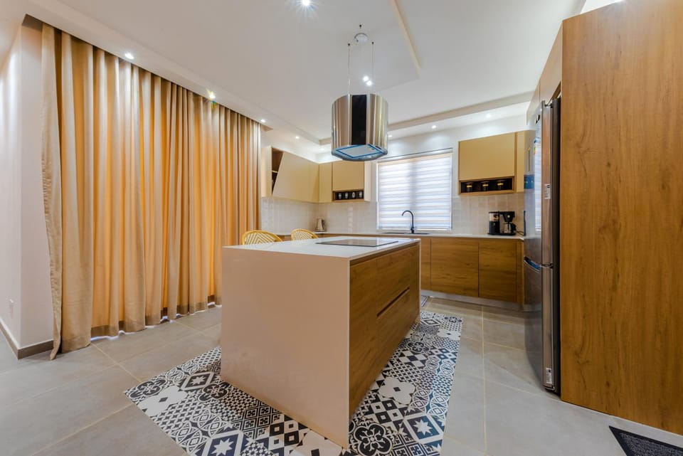 High end, luxury and cosy holiday apartment with pool and close to the beach Apartment in Flic en Flac