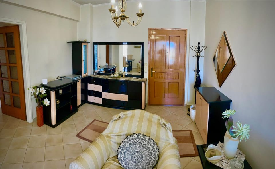 3rd-Floor Apartment Near City Center Apartment in Peloponnese, Western Greece and the Ionian