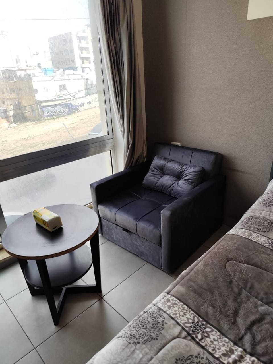 Bed, Photo of the whole room, Seating area, Bedroom