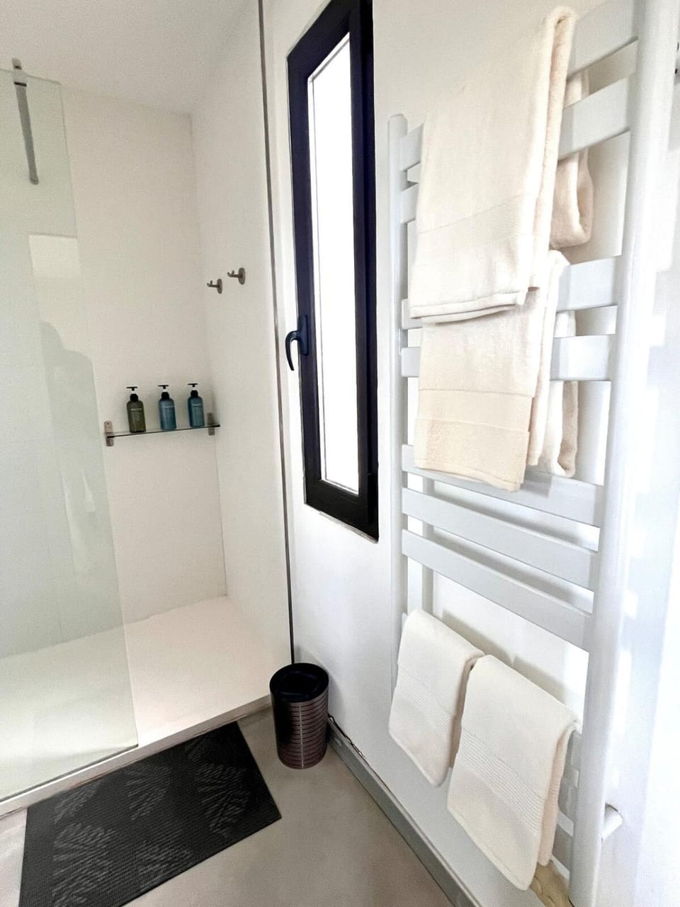 Villa Hélios - Panoramic Sea and City view - AC - Swimming pool - Luxury Villa in Mougins