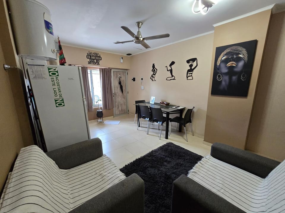 Temporario VaSan con cochera Apartment in Corrientes