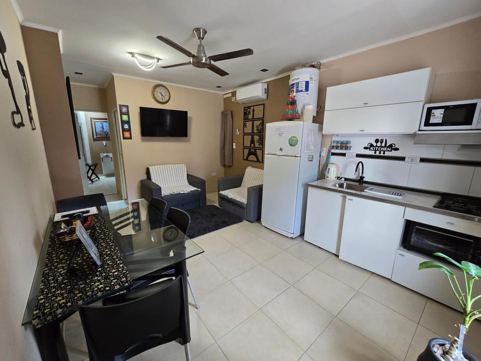 Temporario VaSan con cochera Apartment in Corrientes