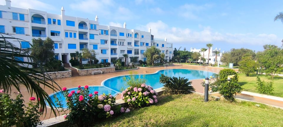 Garden, Swimming pool