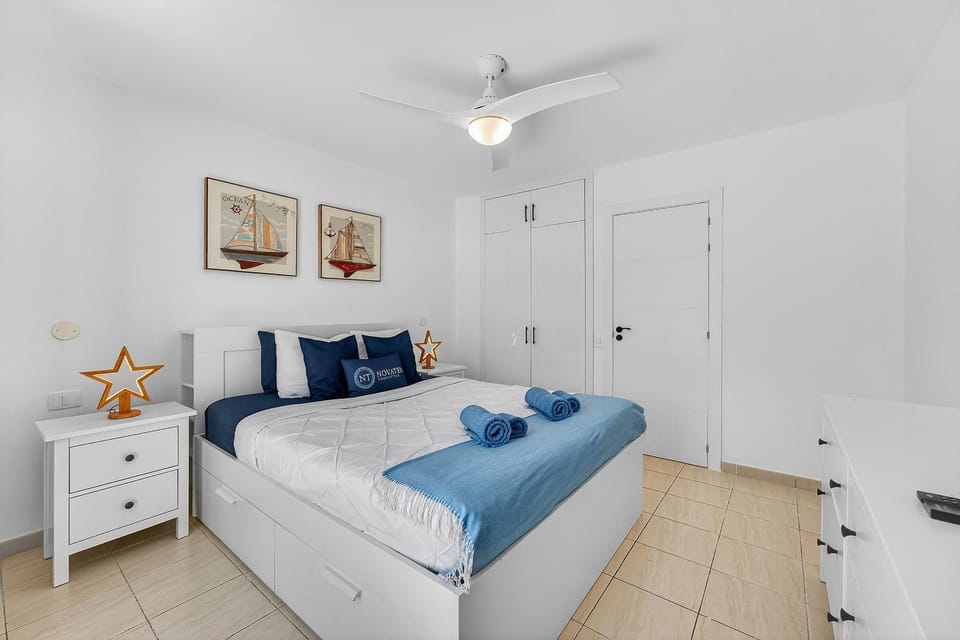 Parque Santiago II Exceptional Duplex with terrace Apartment in Playa de las Americas