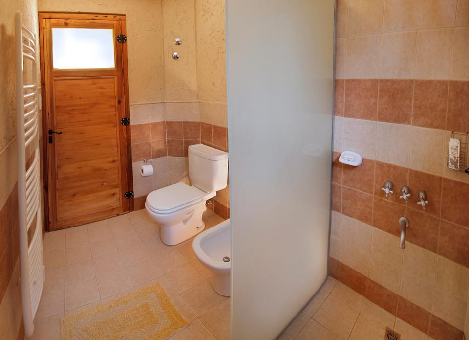 Bathroom, towels