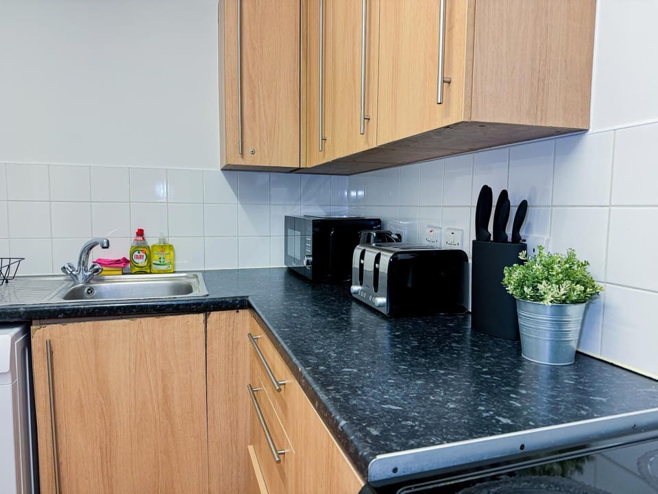Hidden Gem: Quiet & Comfortable Apartment in London Borough of Hackney