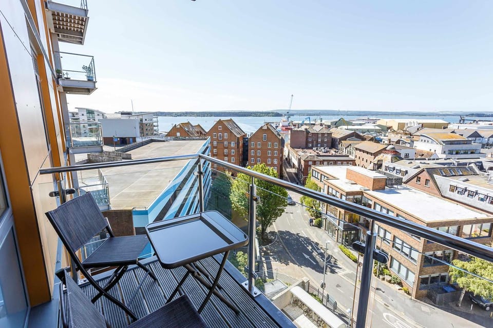 Balcony/Terrace, City view, Sea view