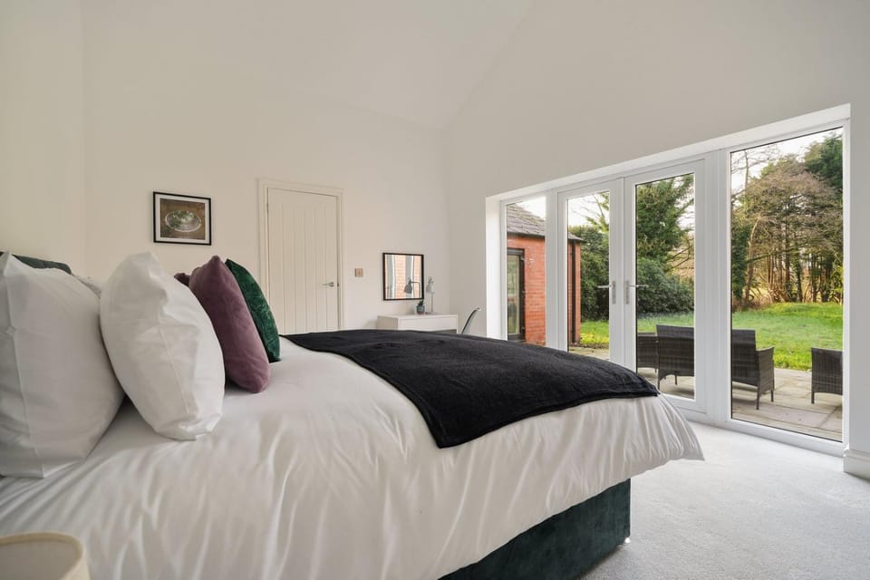 GuestReady - 5bed Victorian Manor near Liverpool House in Liverpool