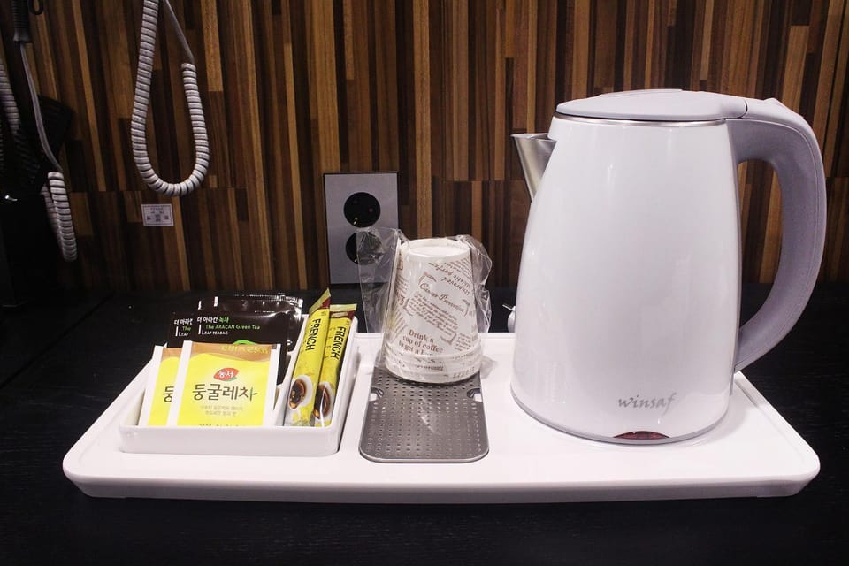 Coffee/tea facilities