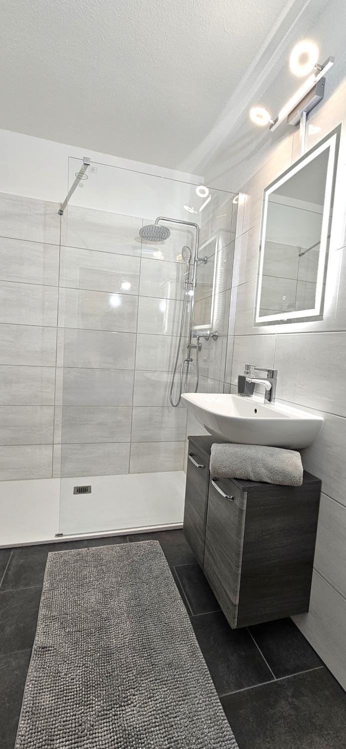 Shower, Bathroom