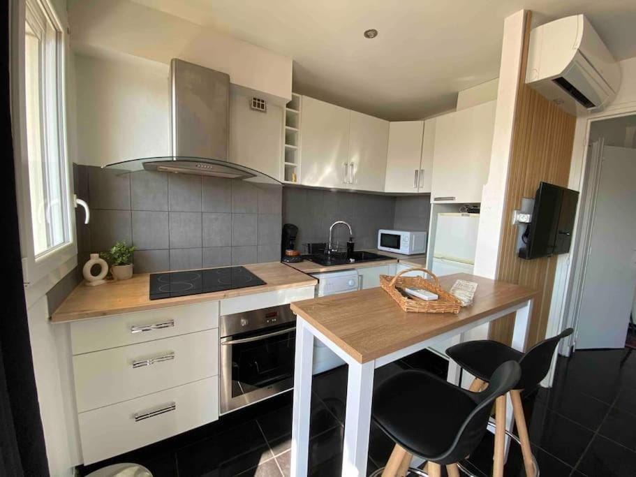 Appart T2 Calme - Centre de Canet - Parking - Clim Apartment in Canet-en-Roussillon