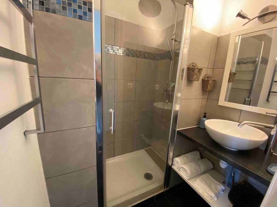 Appart T2 Calme - Centre de Canet - Parking - Clim Apartment in Canet-en-Roussillon