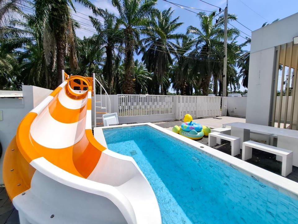 Inspire Pool Villa Ao Nang Villa in Krabi Changwat