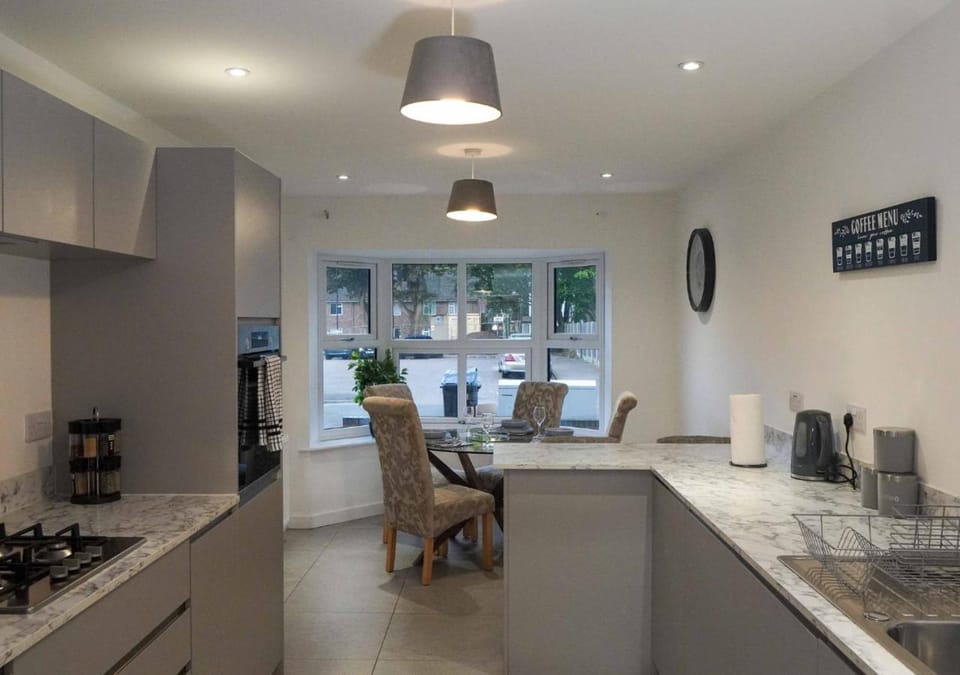 Dinner, kitchen