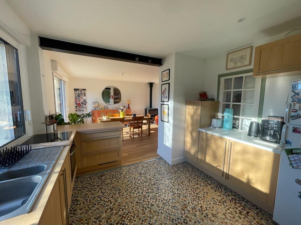 Dining area, dishwasher, oven, stove