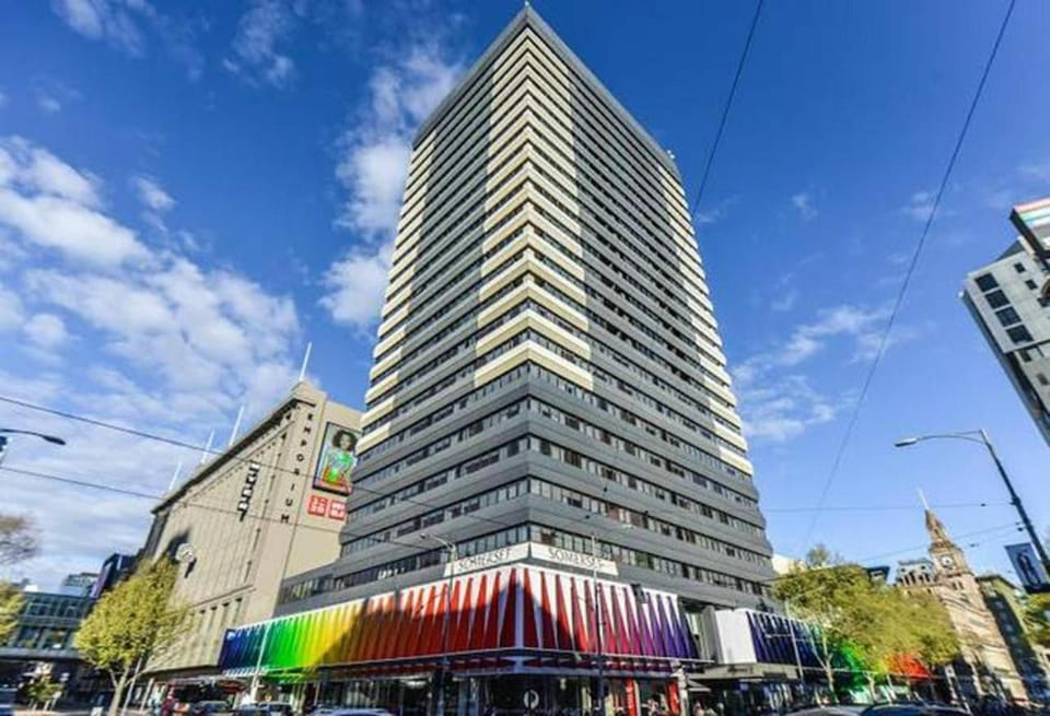 Property building, Location