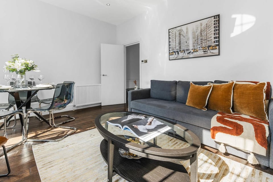 Superb duplex in prime area of London House in City of Westminster
