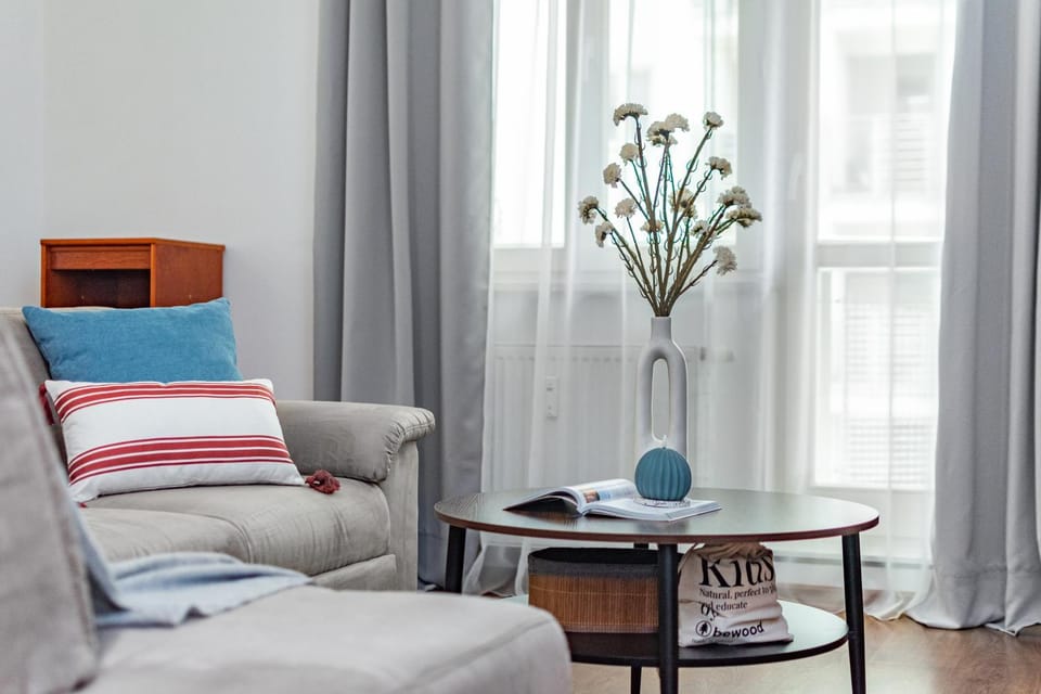 Living room, Decorative detail, Evening entertainment, Entertainment, Family, pet friendly