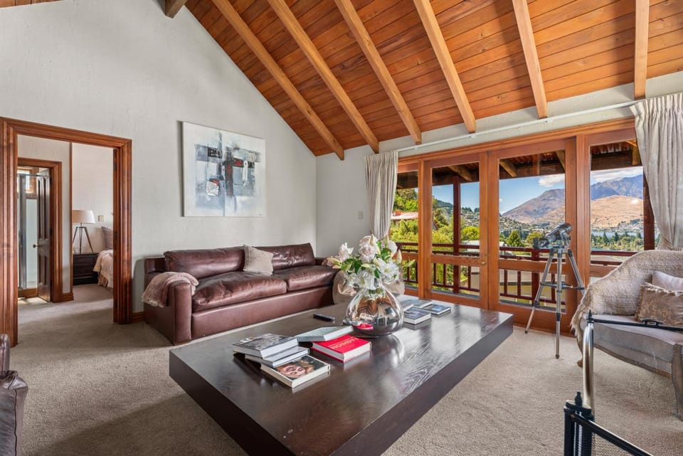 Peace and Tranquillity at Thompson House in Queenstown