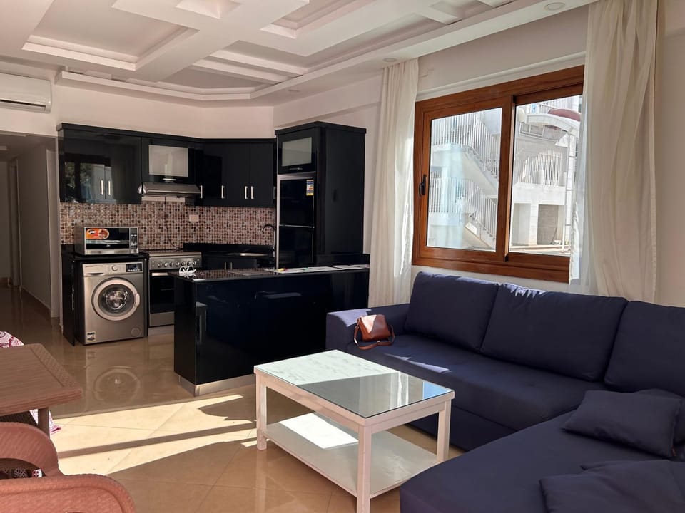 Sharm Hills Resort 3-Bedroom with Pool View and Beach Access Apartment in Sharm El-Sheikh
