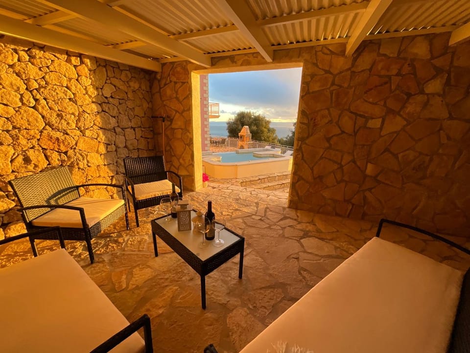 Patio, Natural landscape, BBQ facilities, Seating area, Sunset