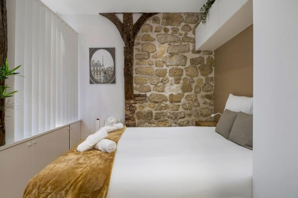 Typical Parisian Studio in Le Marais#4 pers Apartment in Paris
