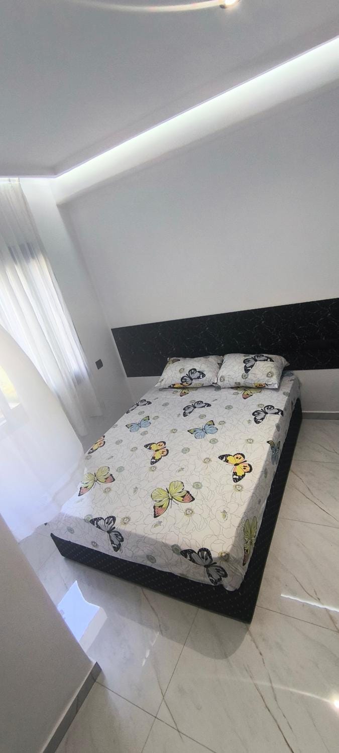 Bed, Bedroom