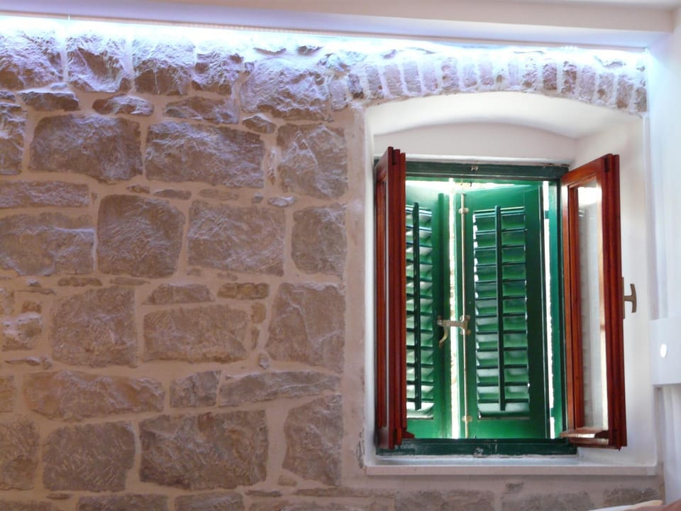 Decorative detail