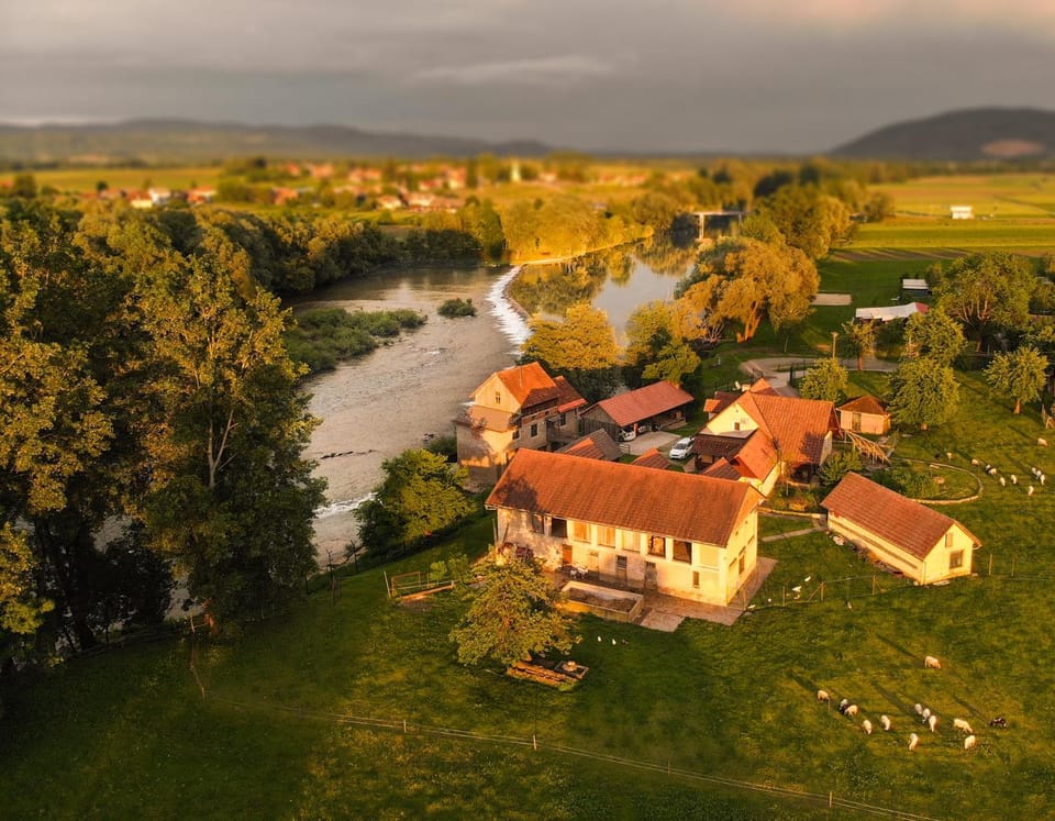 Property building, Bird's eye view, On site