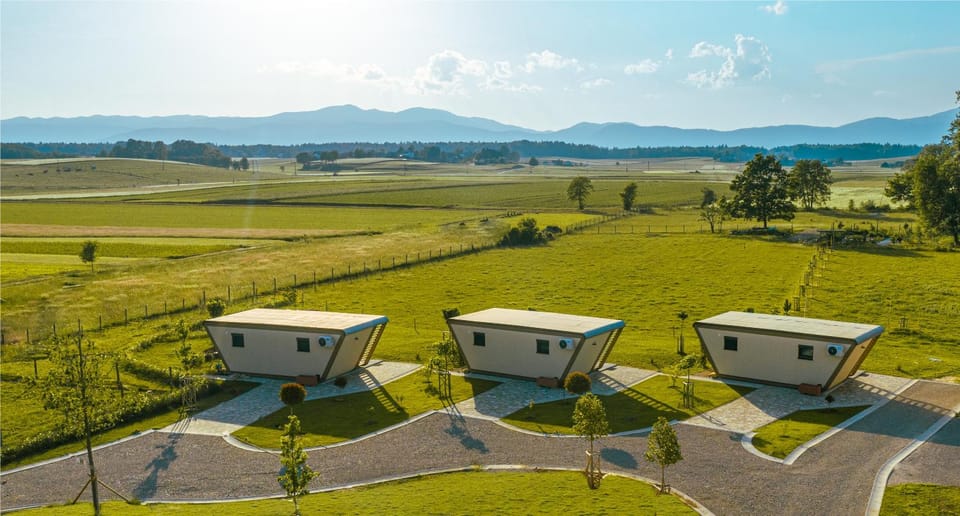 Garden view, Mountain view