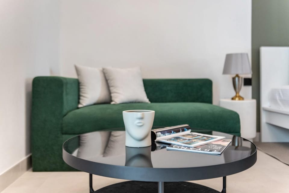 The Smart Concierge - Binghatti Canal Apartment in Dubai