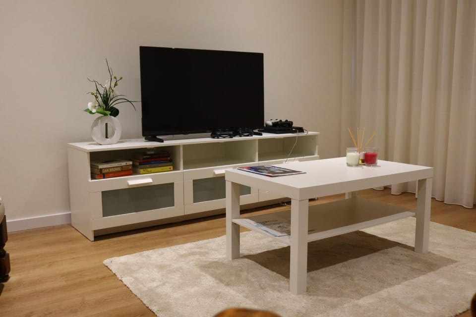 Communal lounge/ TV room, TV and multimedia