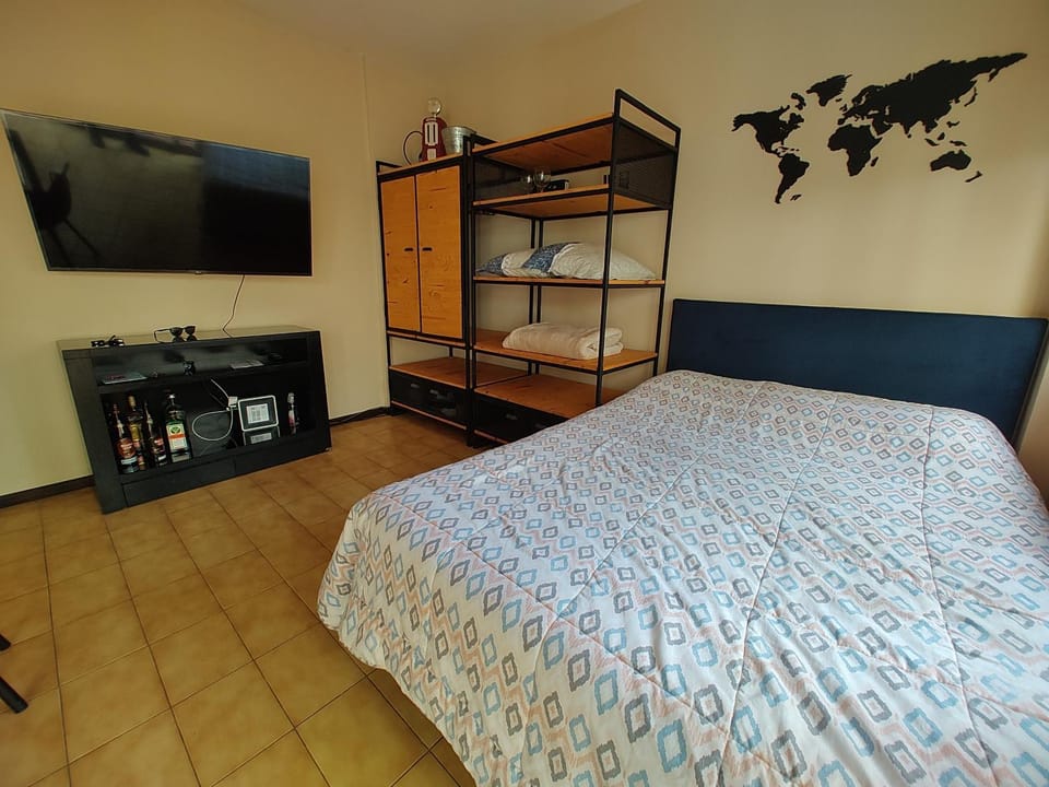 Bed, Photo of the whole room