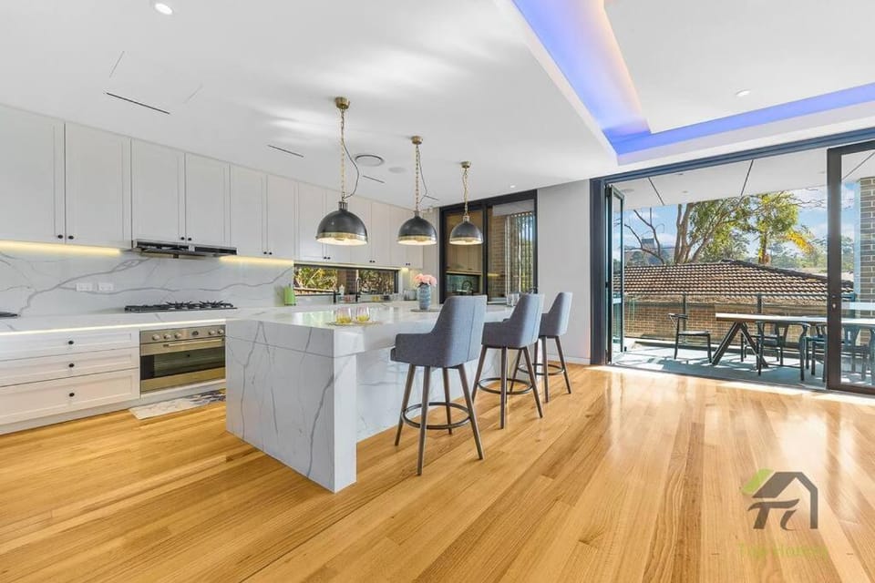 Modern Summer Palace in Epping Villa in Sydney