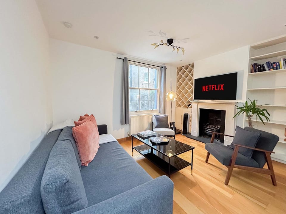 Exceptional Mews House in Chelsea House in City of Westminster