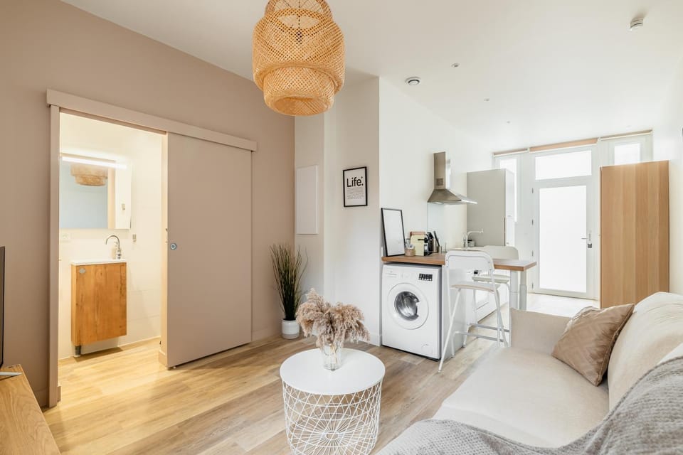 Living room, Dining area, toaster, washing machine