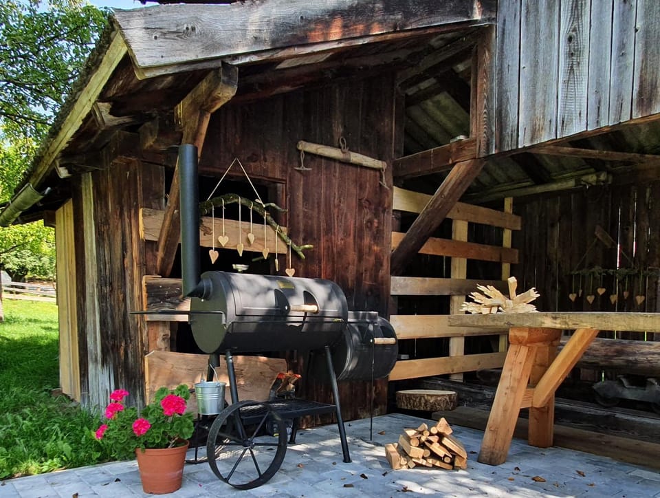 BBQ facilities, Garden, Balcony/Terrace
